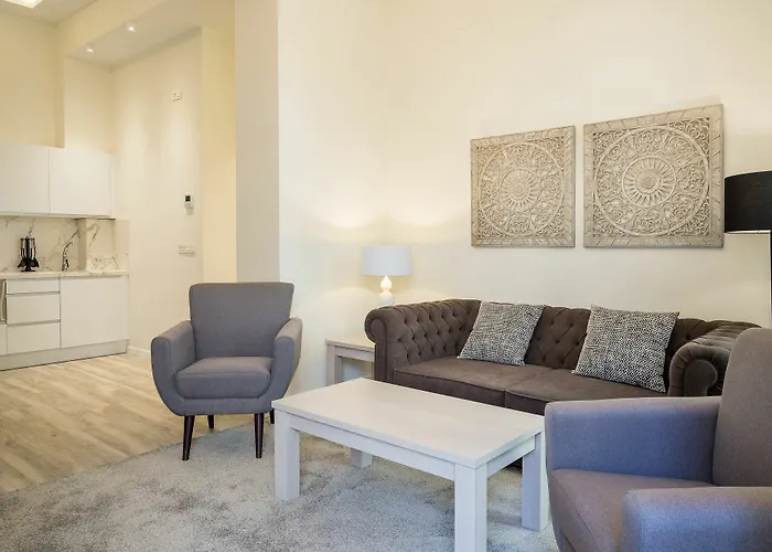 Apartamentos Velazquez